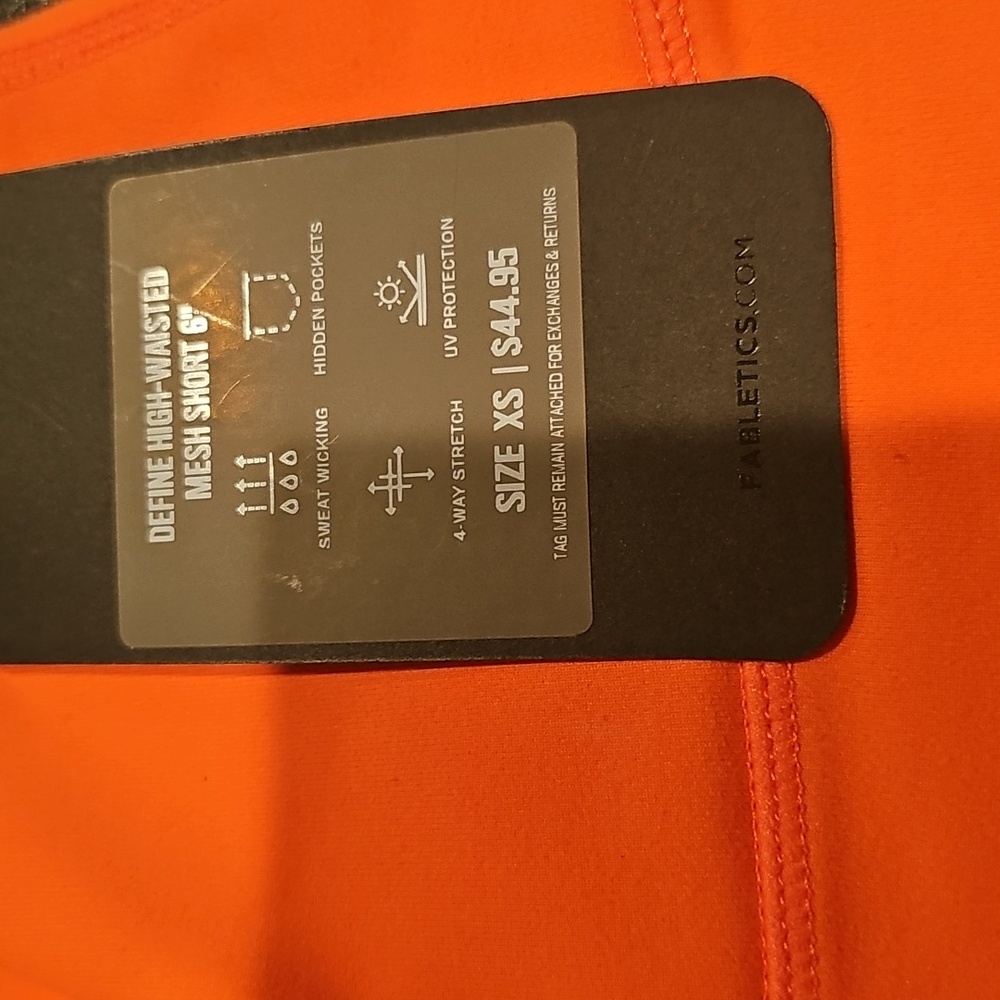 NWT Fabletics 2 piece coral outfit - Picture 10 of 11